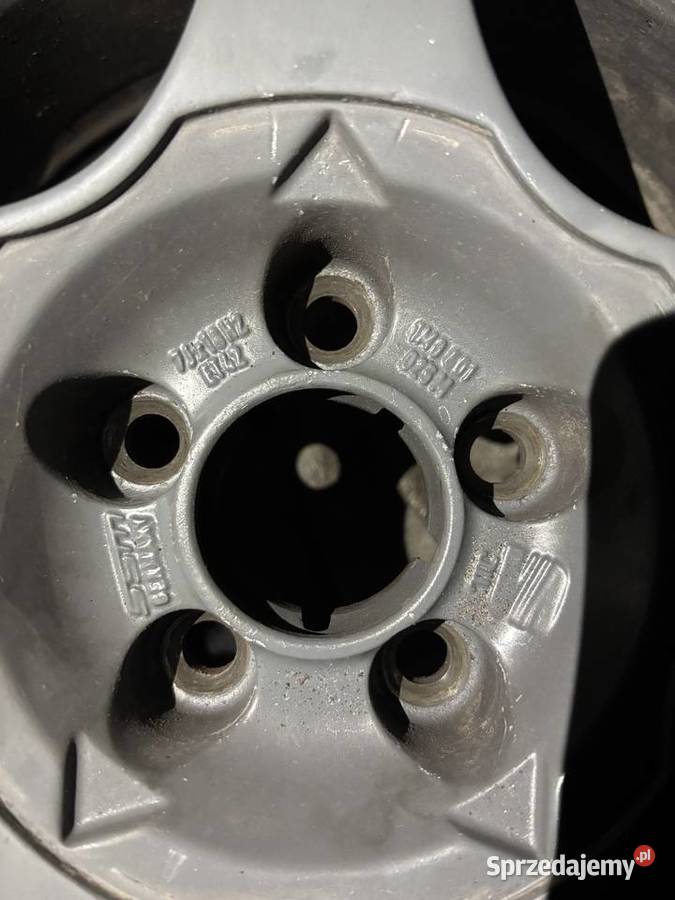 Alufelgi 16 5x100 z oponami Seat Bodzentyn sprzedam