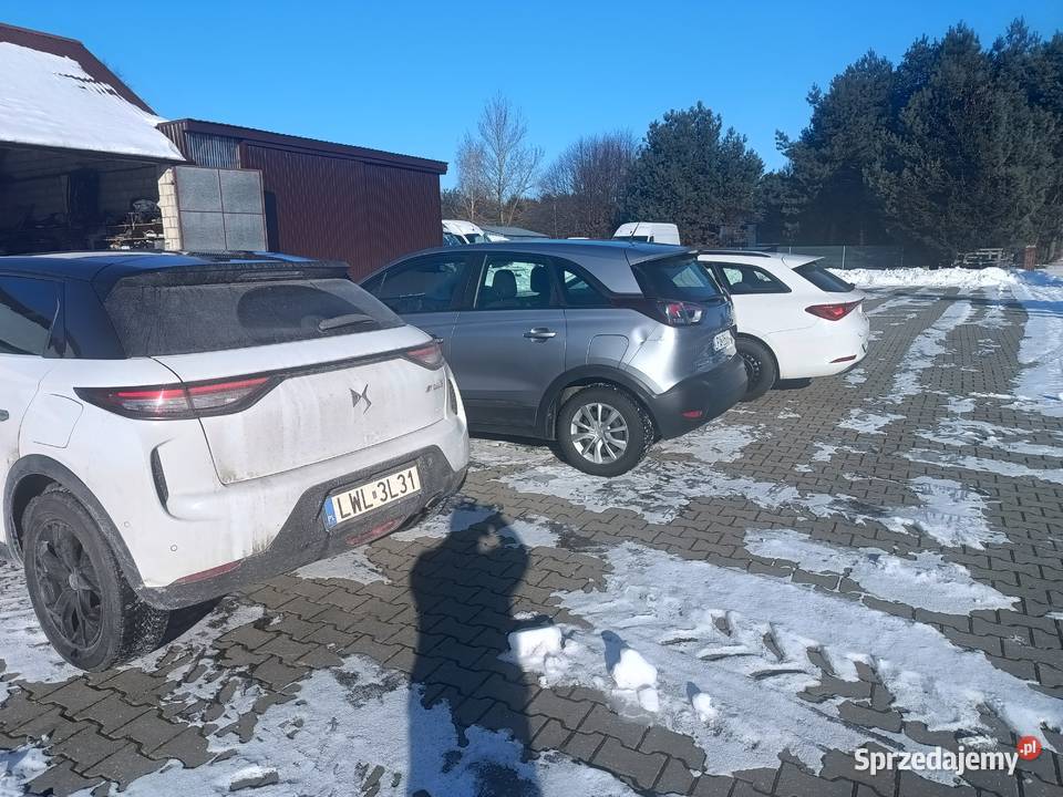 DS3 crossback citroen niski przebieg 12 benzyna Wołoskowola sprzedam
