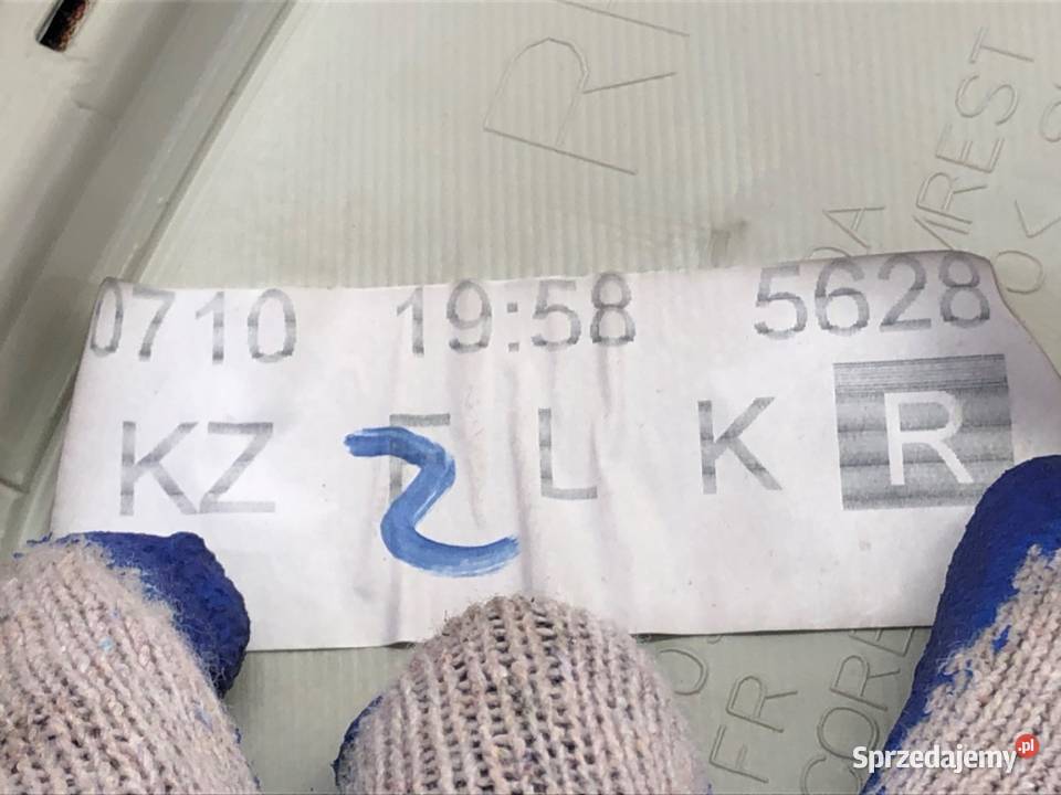 BOCZEK DRZWI PRAWY PRZÓD NISSAN JUKE F15