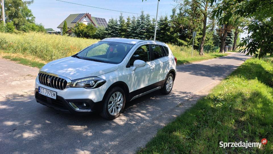 Suzuki Sx4 Scross welurowa tapicerka Toruń