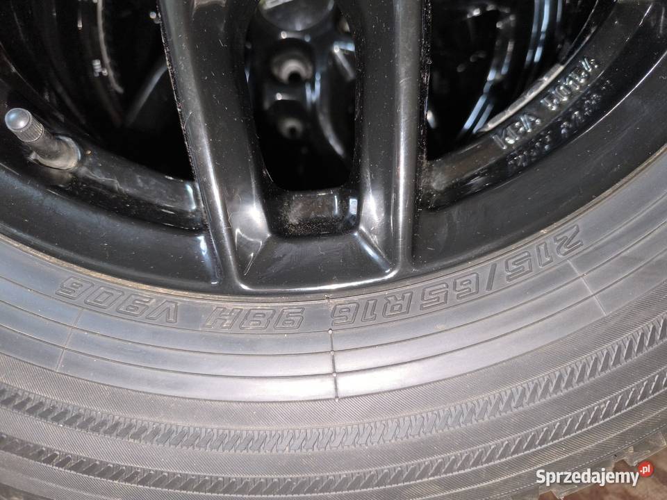 Opony zimowe Yokohama 21565 R16 zima Samochodowe