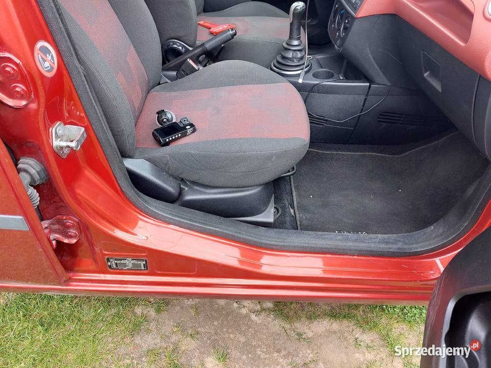 Ford Fiesta Mk6 FL 125 Benzyna BEZ RDZY Czastary