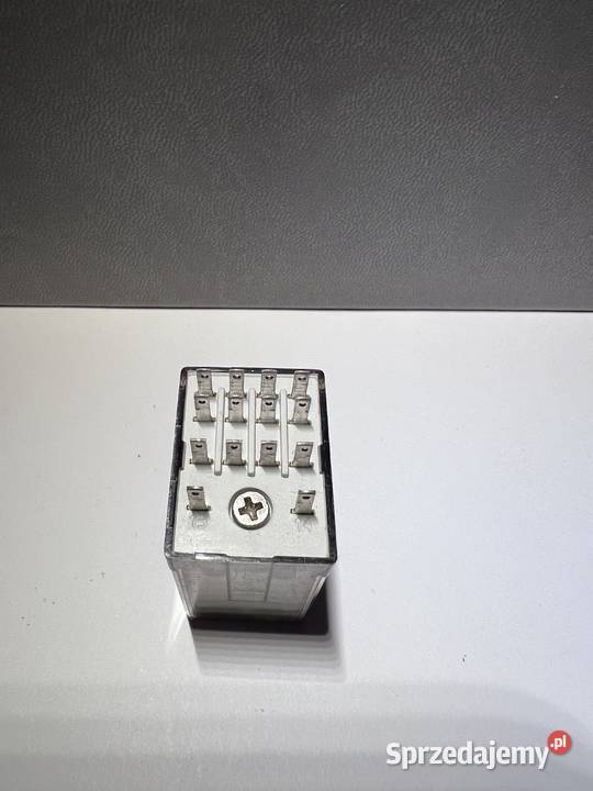 Przekaźnik miniaturowy przemysłowy 4P 7A 250V AC Środa Wielkopolska