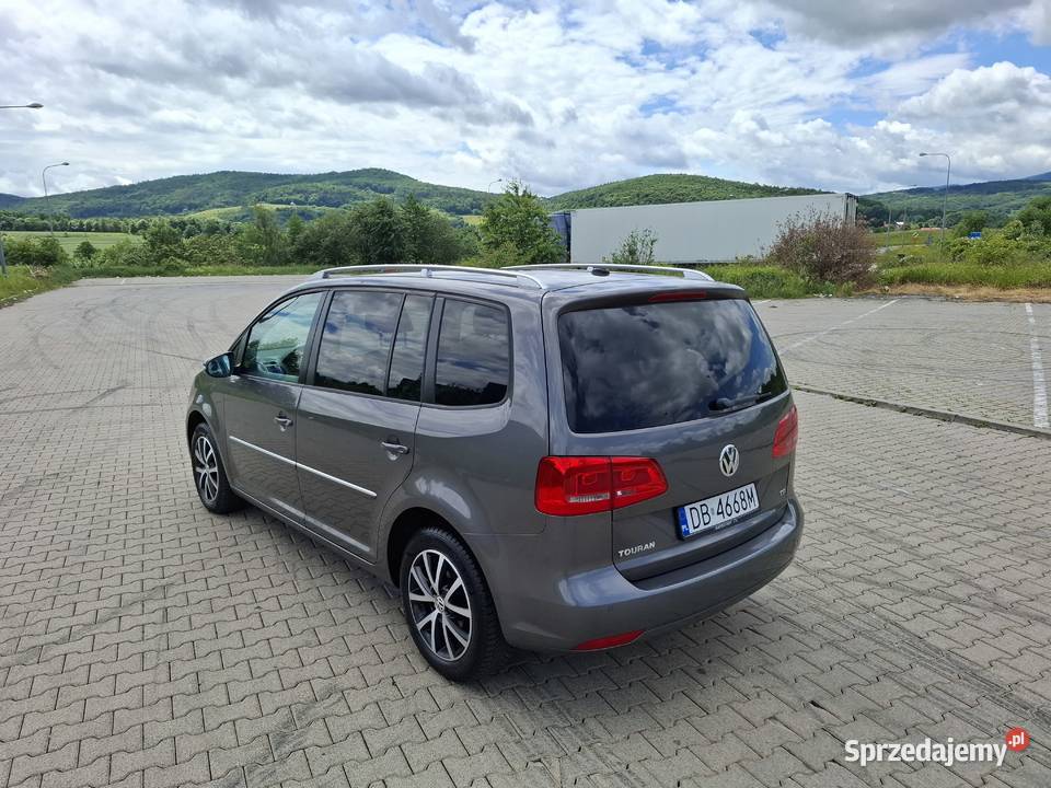 VW Touran 14 Benzyna 2011r Touran Wałbrzych