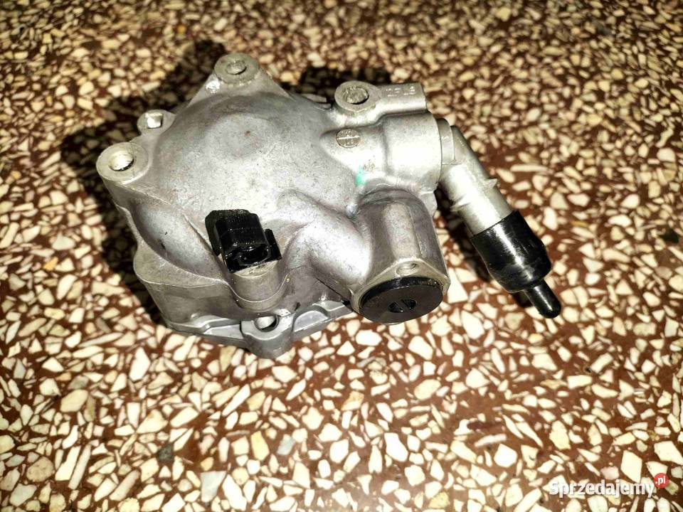 POMPA WSPOMAGANIA AUDI A4 B8 8K2 8KH A5 8T Poręba