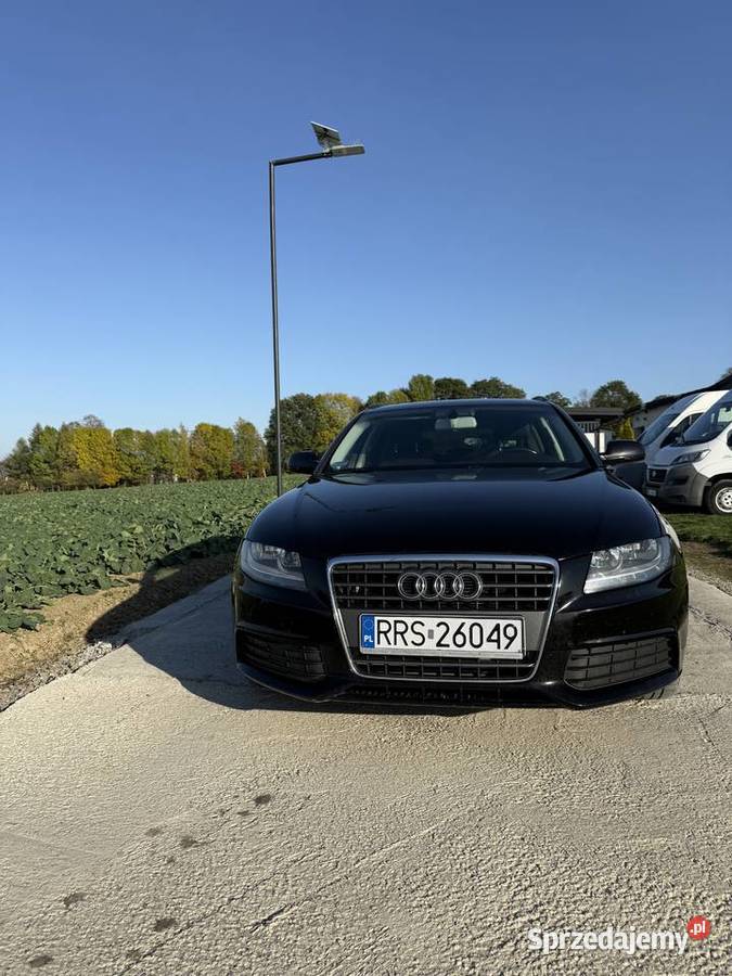 Audio A4 B8 20 TDI produkcji 2011 manualna Lubzina sprzedam