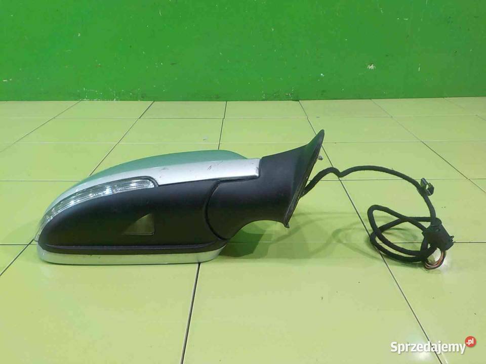 SKODA OCTAVIA II LIFT 20 TDI 10r lusterko prawe Suków