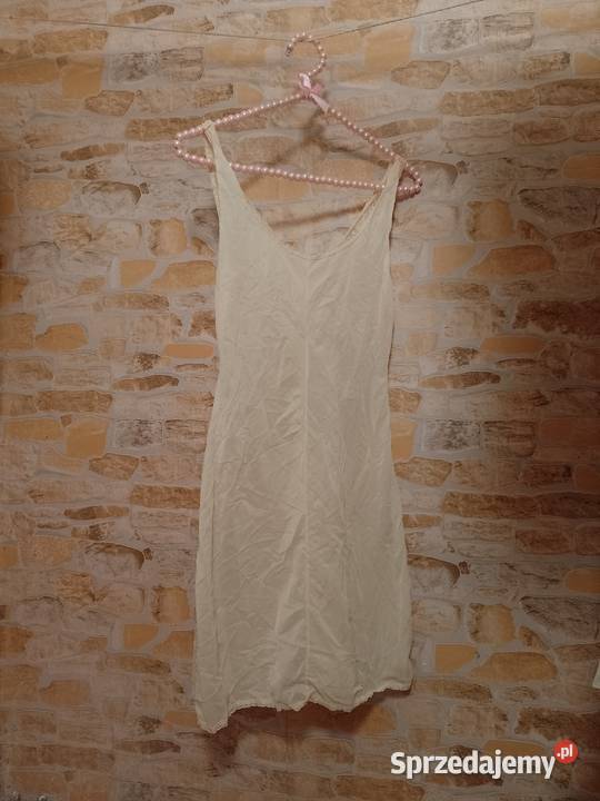 3436 XSS Ekskluzywna halka koronkowa z Londynu Kraków