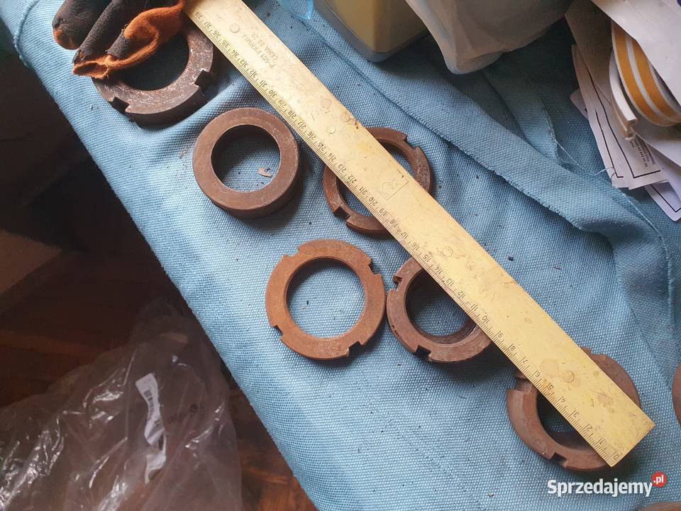 Nakrętki do kolumn wtryskarki hydraulicznej do Warszawa