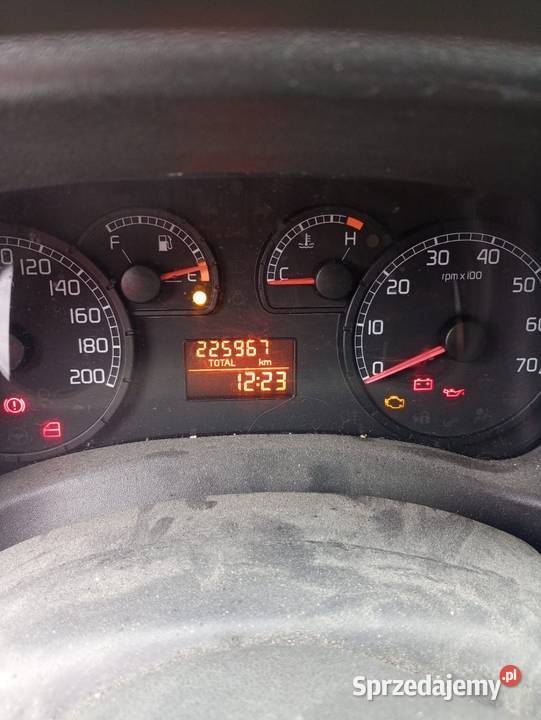 Sprzedam nieuszkodzony Motoryzacja