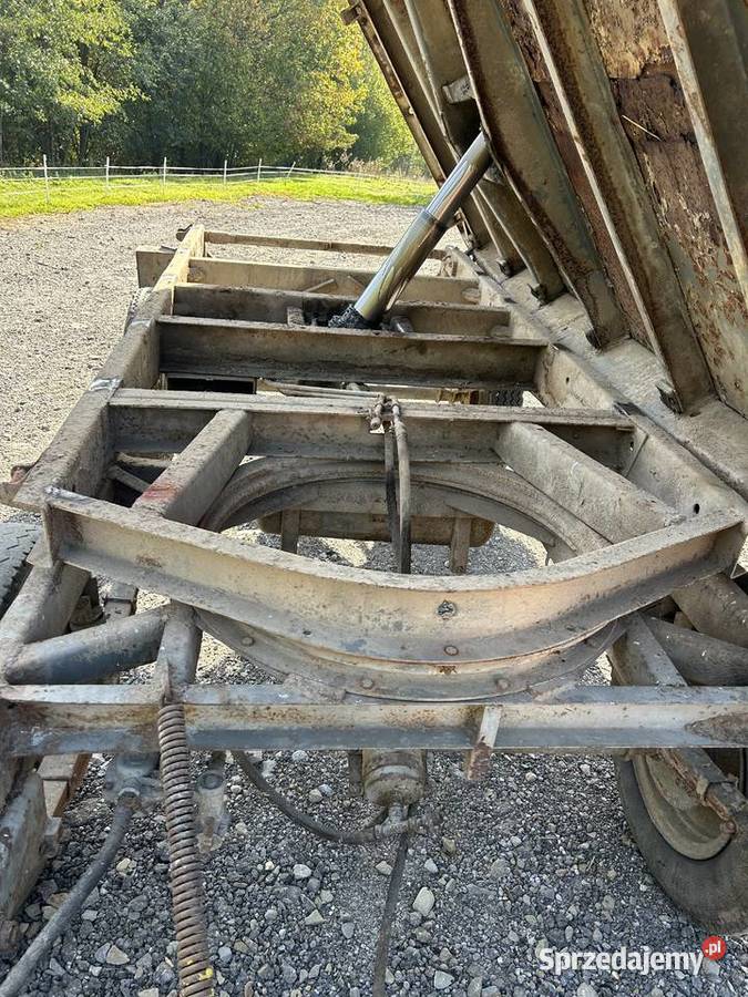 Przyczepa Rolnicza Autosan D 47 wywrotka 3 Maszyny rolnicze małopolskie Nowy Sącz