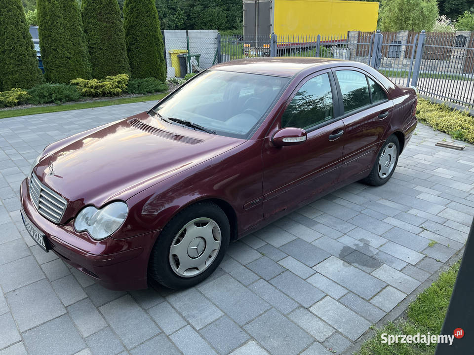 Mercedes benz W203 c200cdi 2000 USZKODZONY Rok produkcji 2000 łódzkie Aleksandrów Łódzki
