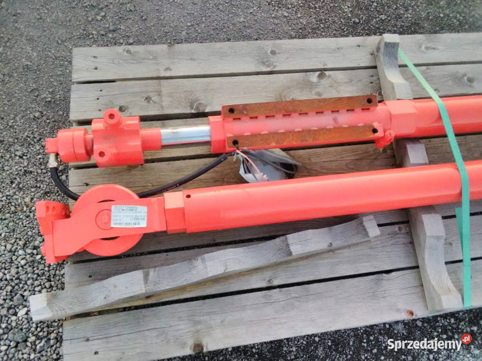 Siłowniki do wiertnicy SANDVIK BG01194489 400 2 Pozostałe Łojowice