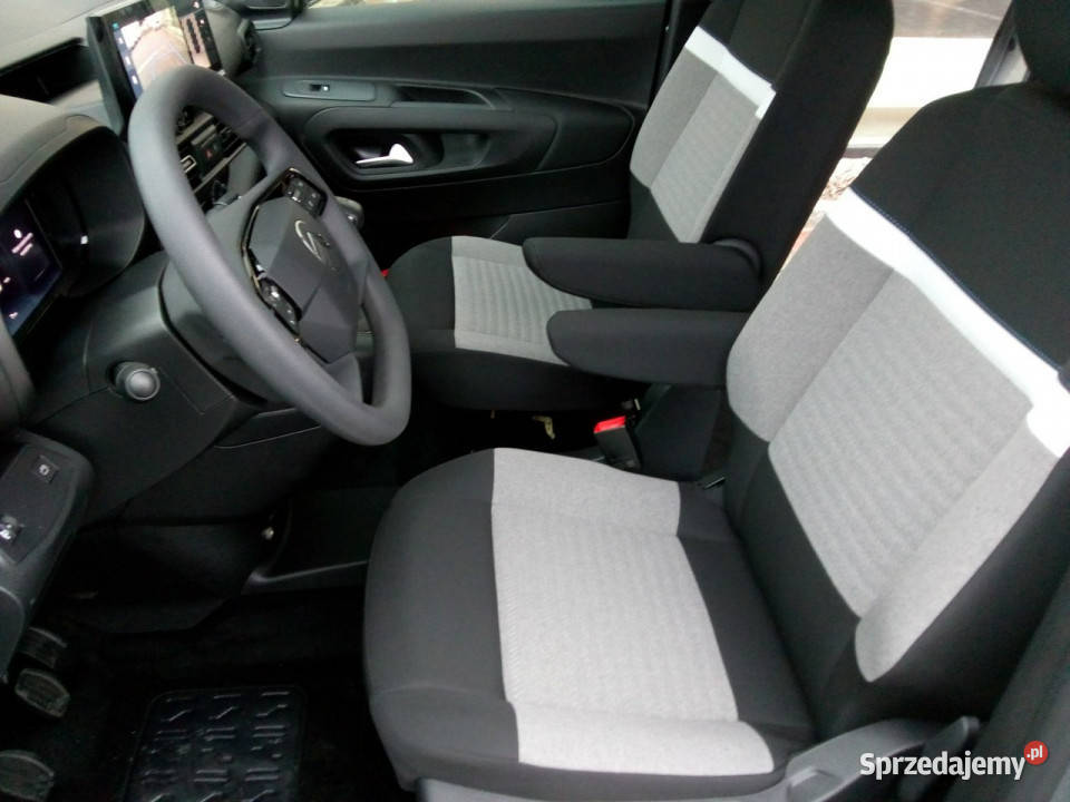 Citroen Berlingo MPV M 12 110 PLUS Wyprzedaż manualna Motoryzacja