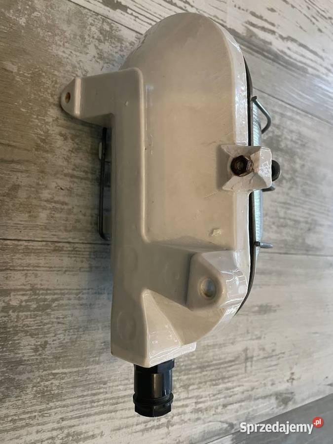 Lampa oprawa kanałowa porcelanowa przemysłowa Chudów sprzedam