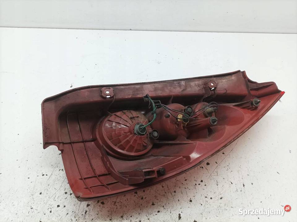 LAMPA TYŁ LEWA EU Mazda 5 I 20052010