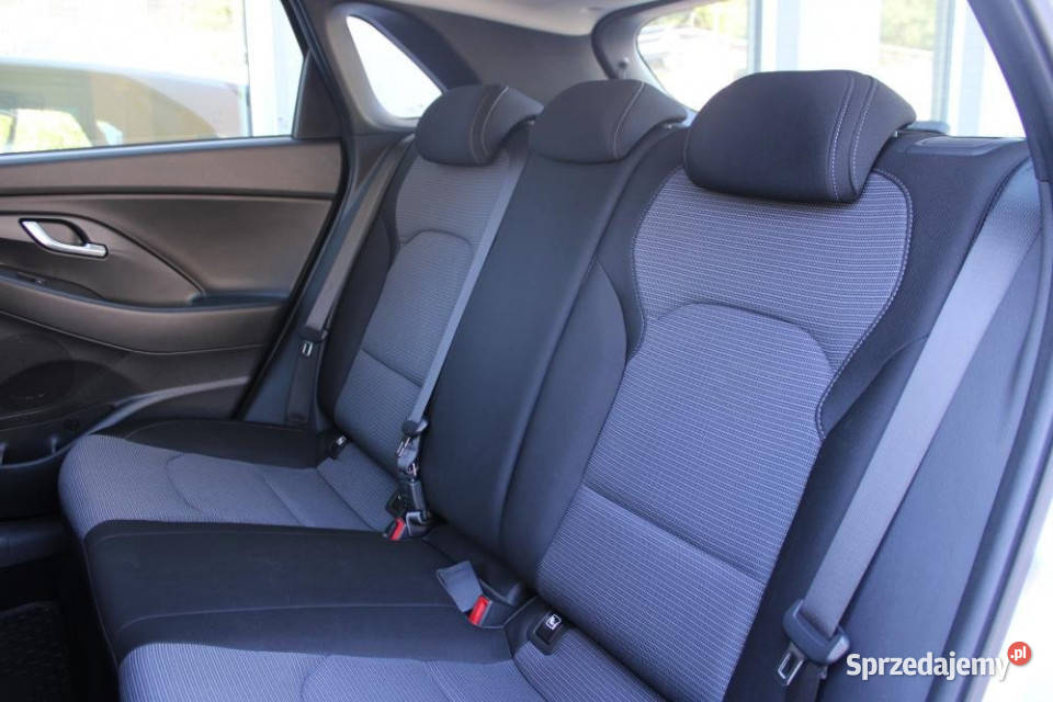 HYUNDAI i30 2021r salon czujniki PT Tempomat i30 Kraków sprzedam