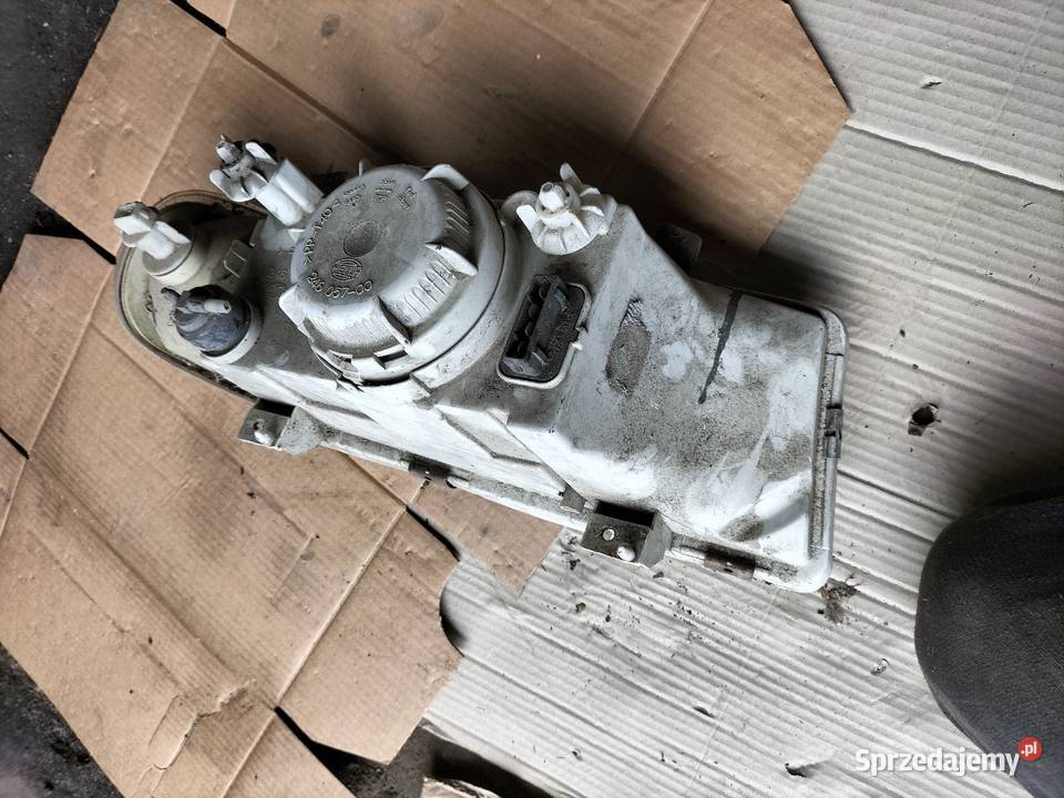 LAMPA PRZÓD PRZEDNIA LEWA kierunkowskaz Skoda Kamień-Kolonia