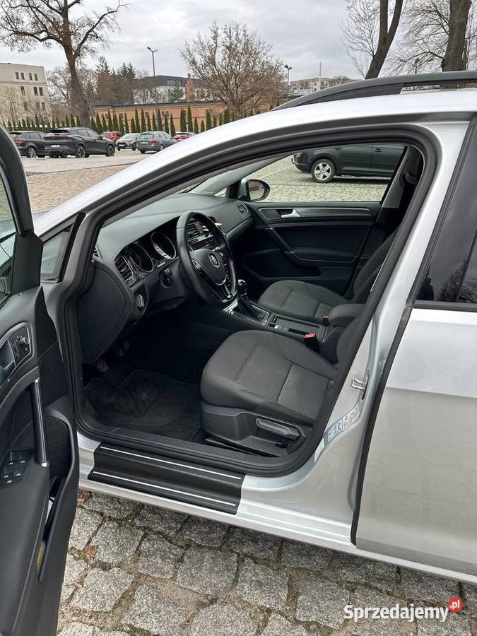Golf VII Kombi 19 16 tdi Comfortline 1598cm3 warmińsko-mazurskie Olsztyn