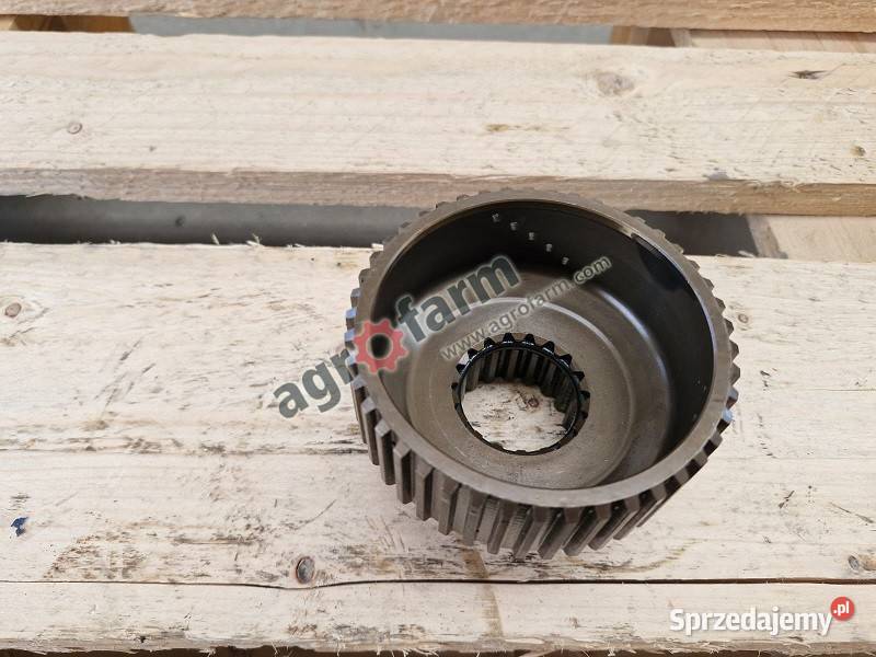 Piasta Holland T4020 TN55 TN70 TN85F Byków sprzedam