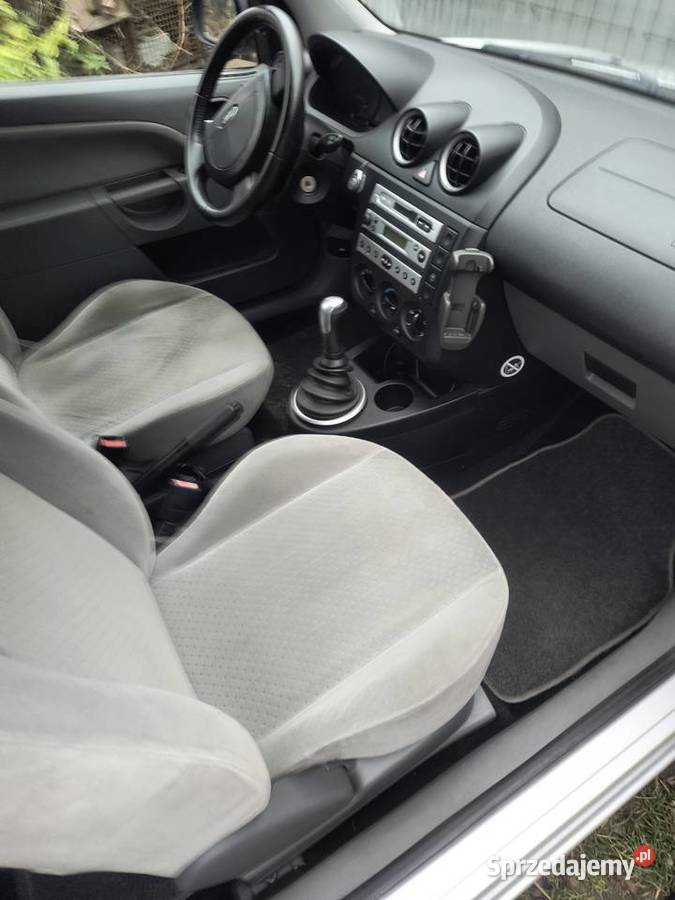 Ford Fiesta mk6 13 benzyna oszczędny klima 15lat Siedliszcze