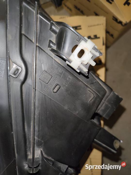 Lampy przód BMW polift lampy przednie Mikołów sprzedam