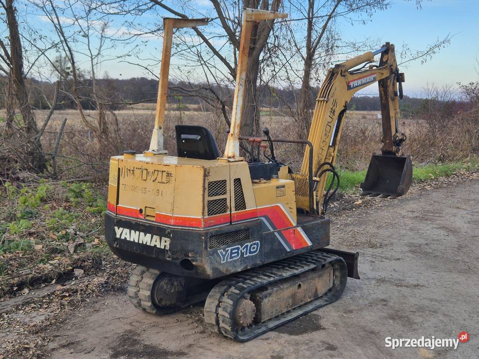Koparka YANMAR YB10 Małuszyn