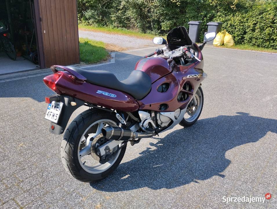 Suzuki GSX750F Stan
