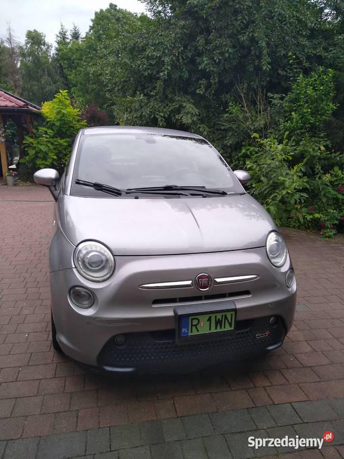 Elektryczny fiat 500e