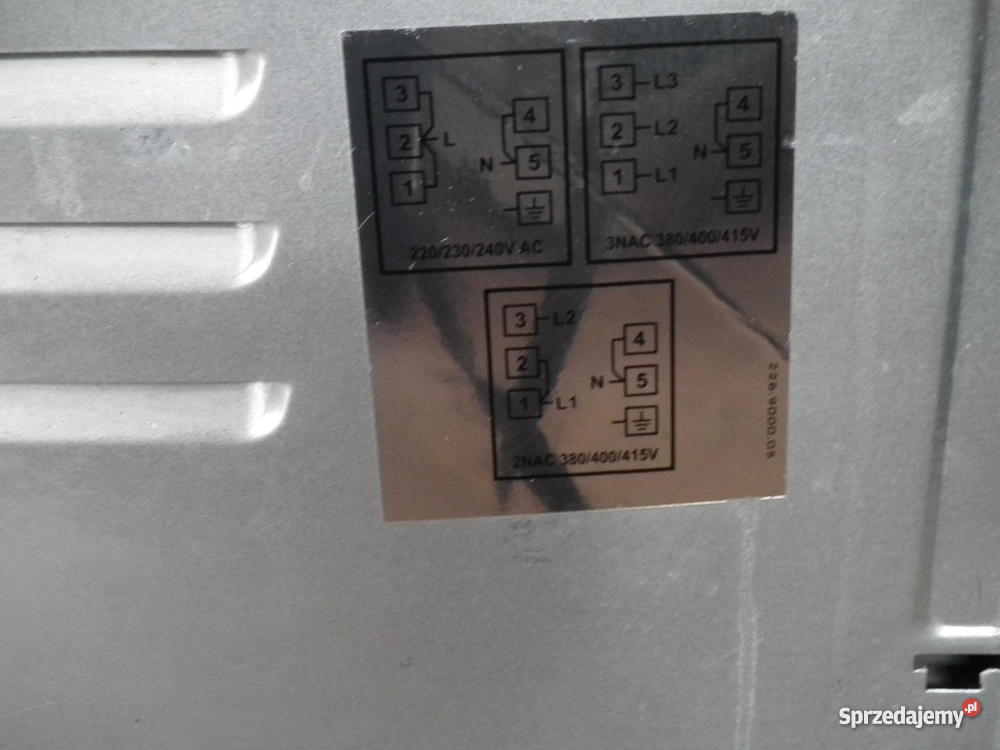 Kuchenka elektryczna z płytą ceramiczną i rożnem małopolskie Wola Przemykowska sprzedam