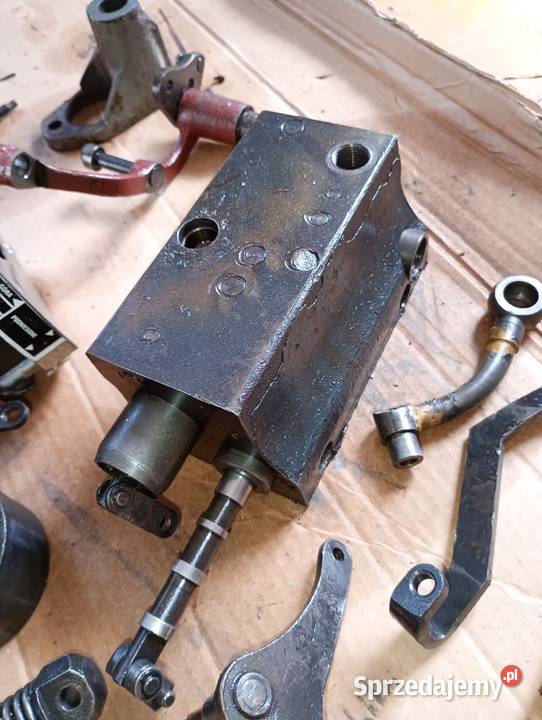 Rozdzielacz hydrauliczny ursus c360 sprzedam