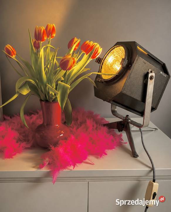 Lampa reflektor teatralny PRL Vintage loft Lampy sprzedam