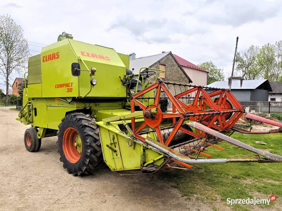 Kombajn zbożowy Class Compact 30 Niekurza