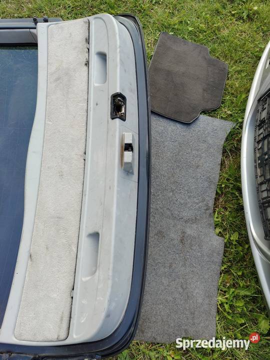 Bmw e91 tylna klapa schwarz2 osobowe sprzedam