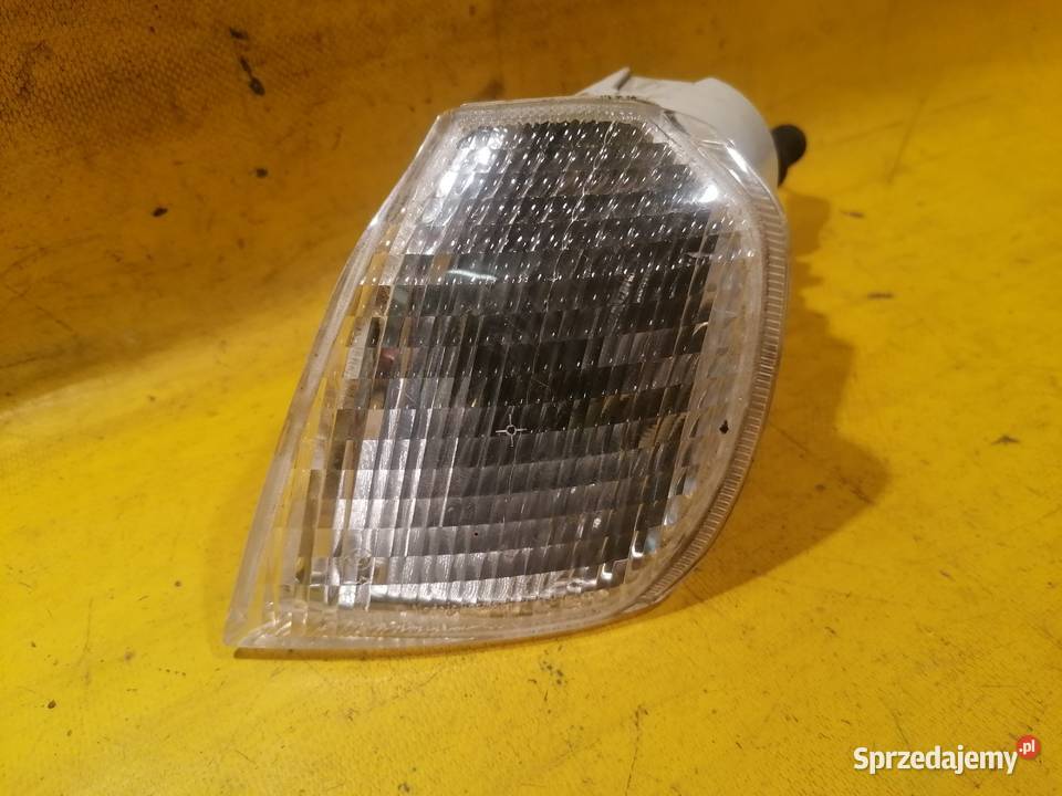 kierunkowskaz lewy Alfa Romeo145146 r9401 Piotrków Trybunalski