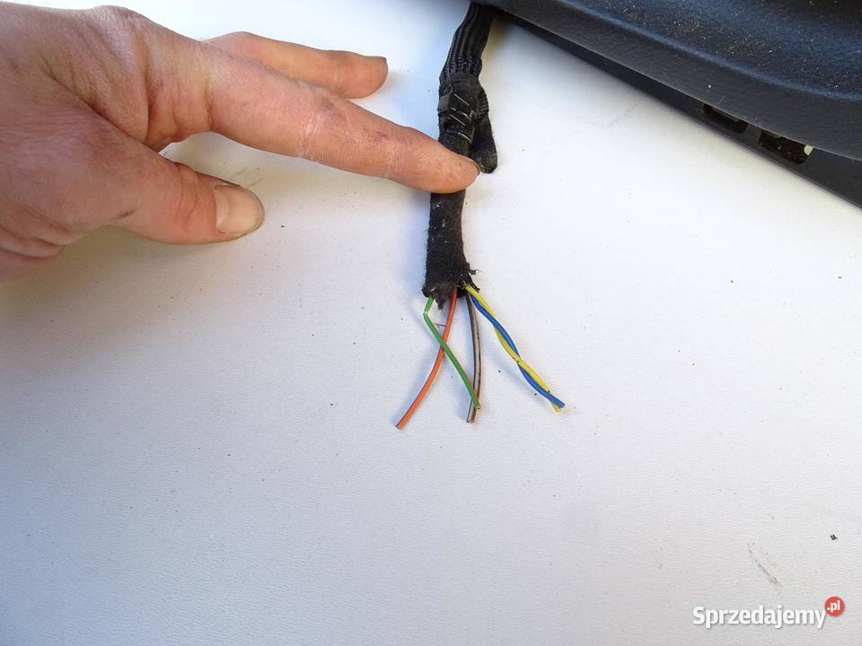 FOTEL PRAWY PRZÓD PRZEDNI PASAŻERA MERCEDES W176 osobowe