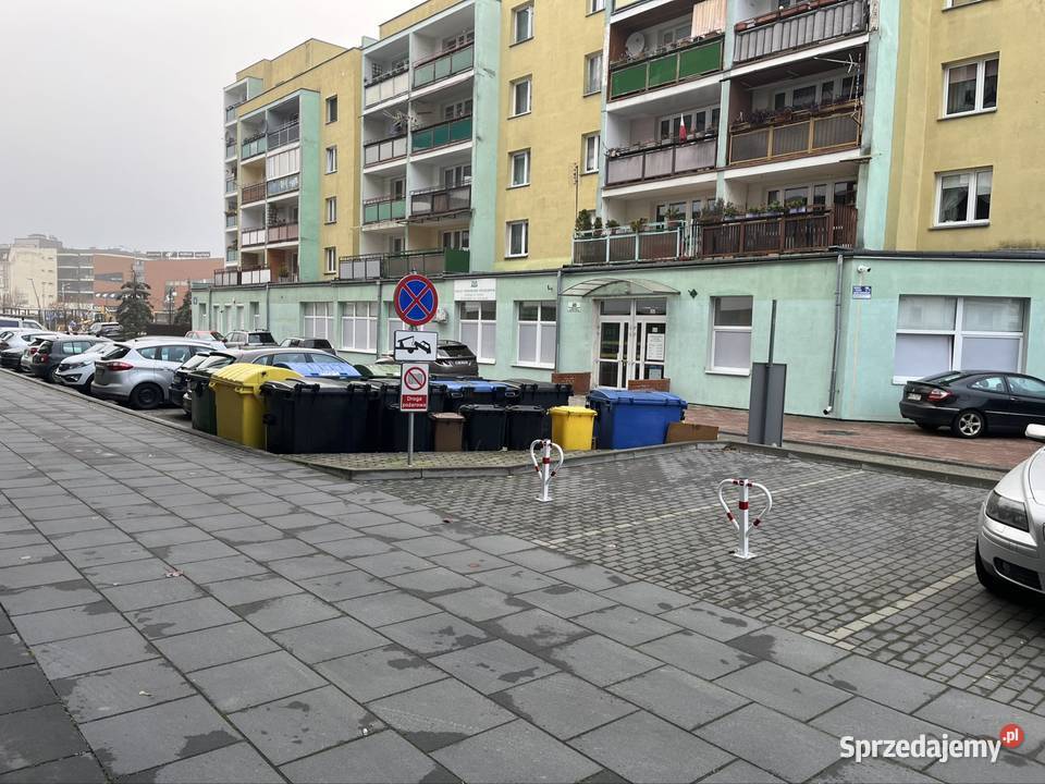 Naziemne miejsce postojowe w centrum Wyszków
