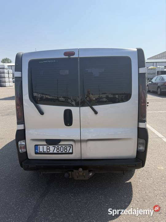 Opel Vivaro 9 osobowy klima 19 100 mikrobus lubelskie Lubartów