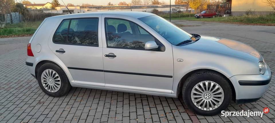 Volkswagen Golf 16 SR Gaz Sekwencja manualna Gostynin