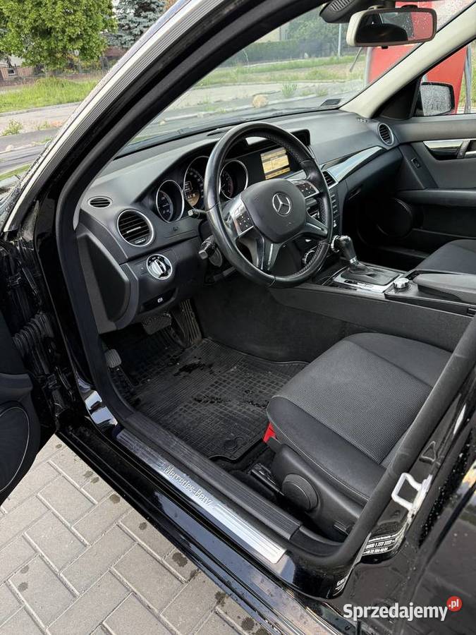 Mercedes W204