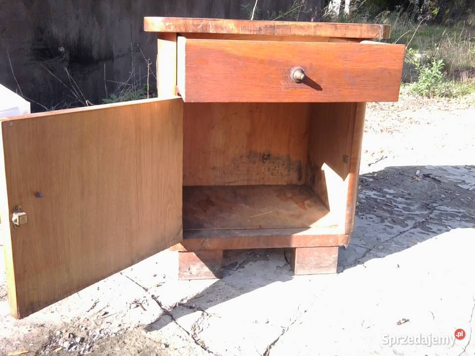 Drewniana czwarta zabytkowa szafeczka nocna Knurów