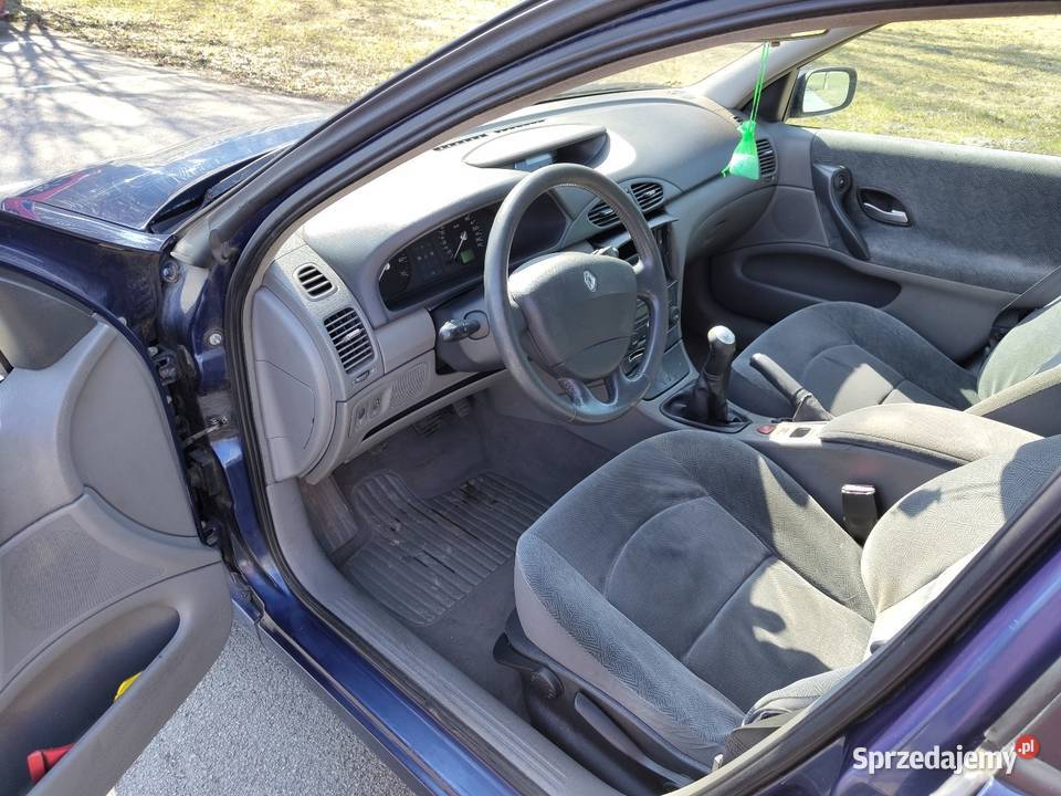 Renault Laguna 2 18 benzyna 2002r Bobrek sprzedam