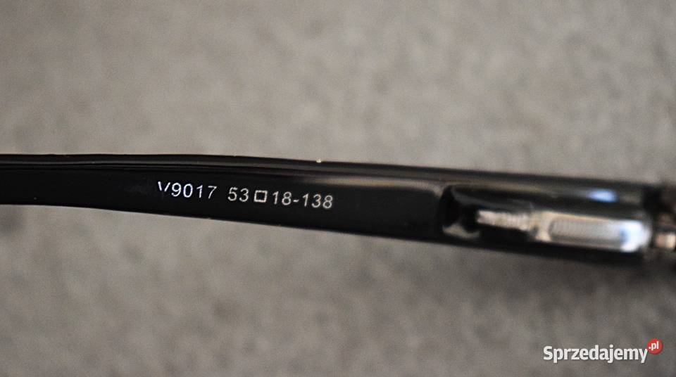 Solidne okulary korekcyjne V9017350 plus etui 12