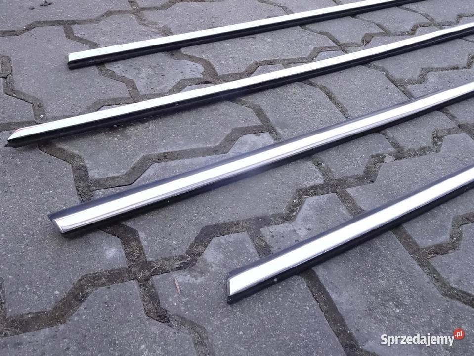 AUDI A8 D2 9902 LISTWA ZGARNIAJACA DRZWI CHROM Przemęt