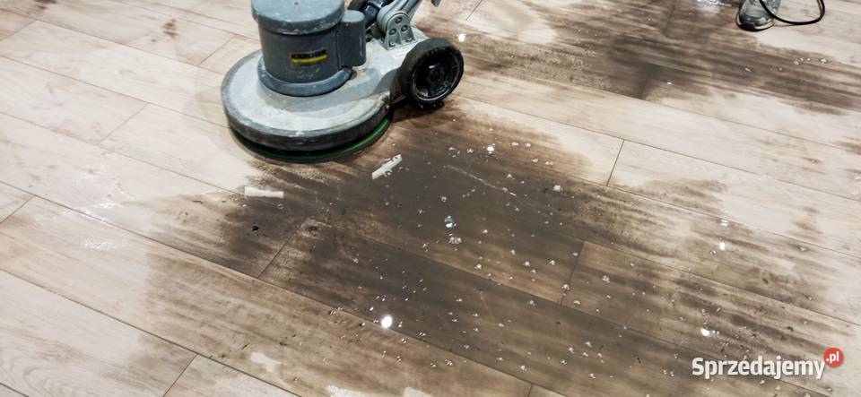 Doczyszczanie posadzek drewnopodobnych które Gdańsk