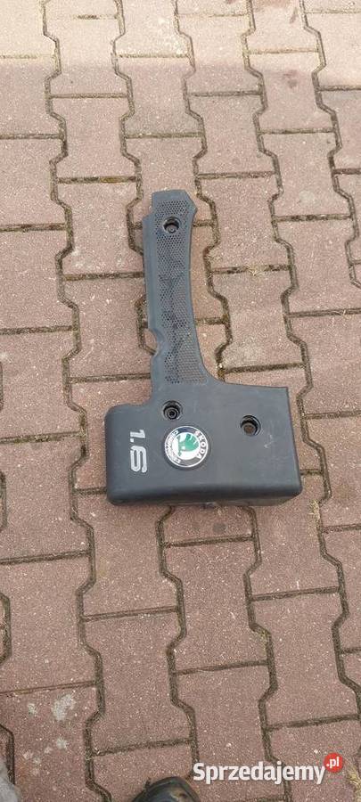 Osłona pokrywa silnika Skoda Octavia 032103935A osobowe Szczecin
