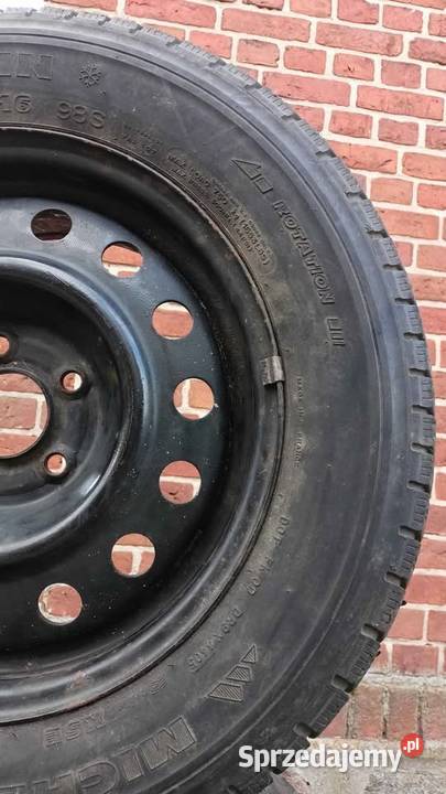 Sprzedam 4 opony wielosezonowe z felgami 21565 Markocin