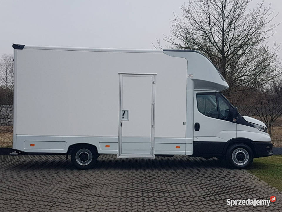 Iveco Daily KONTENER NISKOPODŁOGOWY 443x223x242 Poręba