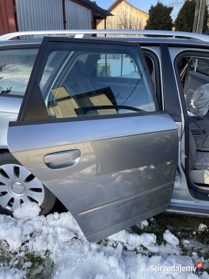 Powypadkowe Audi A4 B7 18 T Avant multitronic Stobierna