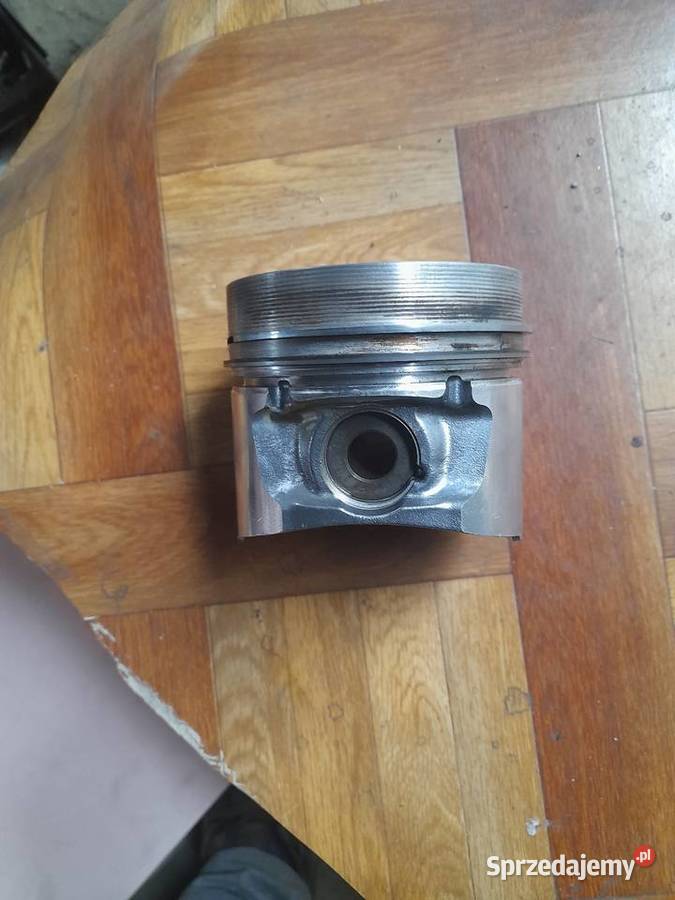 Tłoki do silnika deutz 2011 Rawa Mazowiecka